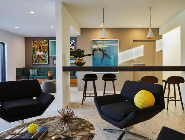 Twin Palms Resort - A Gay Men's Resort hotel detail image 4