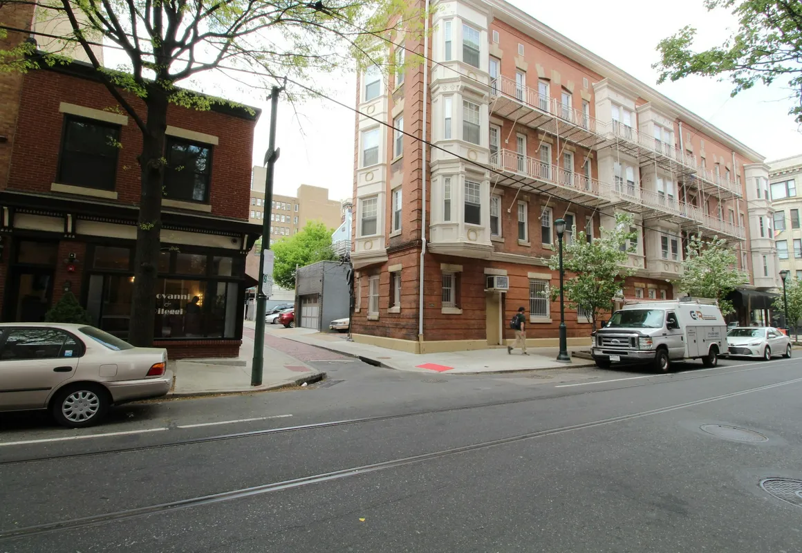 Midtown Suites hotel hero