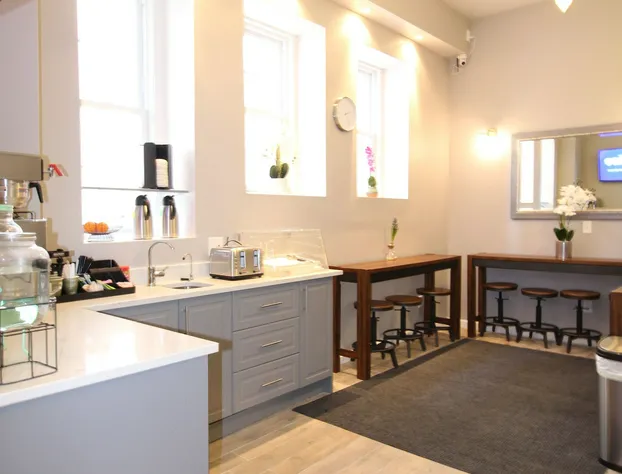 Midtown Suites hotel detail image 1