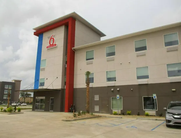 Studio 6 Port Allen, LA - Baton Rouge I-10 hotel detail image 1
