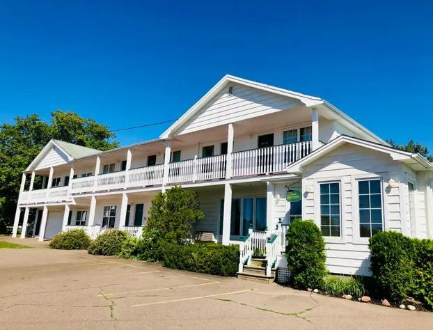 Anne Shirley Motel & Cottages hotel detail image 3