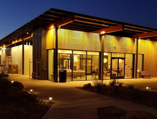 Best Friends Roadhouse and Mercantile hotel detail image 1