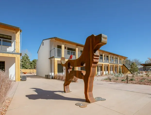 Best Friends Roadhouse and Mercantile hotel detail image 4