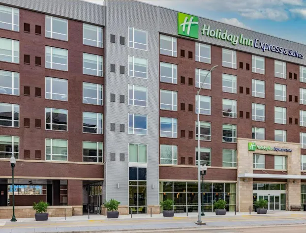 Holiday Inn Express & Suites Lincoln Downtown by IHG hotel detail image 4