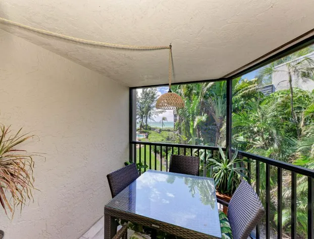 Sea Grape Inn 7 - BEACHFRONT Property hotel detail image 1