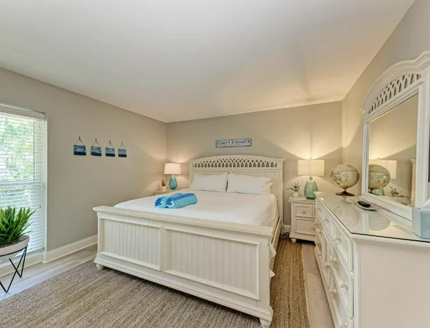 Sea Grape Inn 7 - BEACHFRONT Property hotel detail image 4