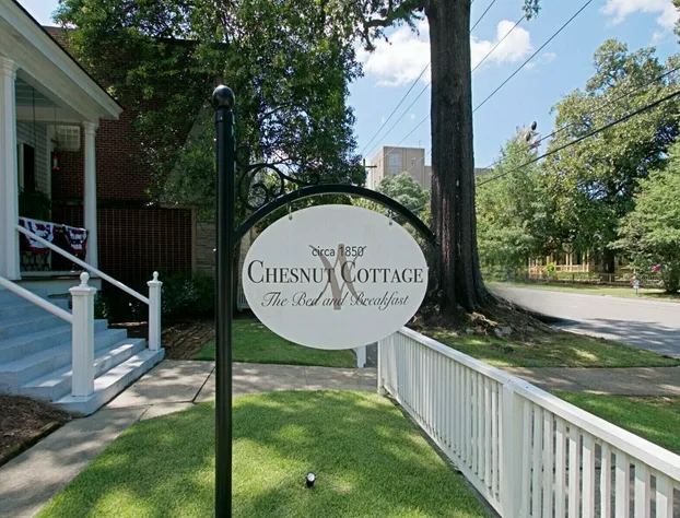 Chesnut Cottage Inn hotel detail image 3