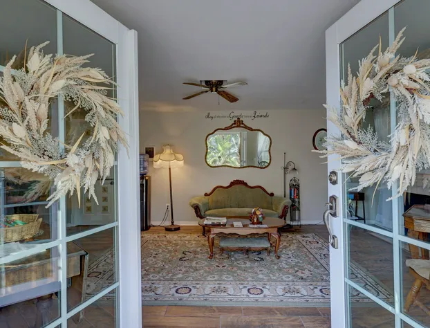 Pelican Cove Inn hotel detail image 4