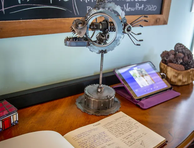 The Newport Belle hotel detail image 3