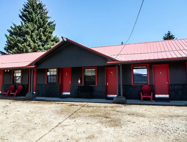 The Gold Pan Motel hotel detail image 1