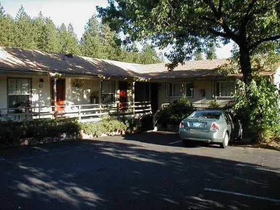 Colfax Motorlodge hotel detail image 1