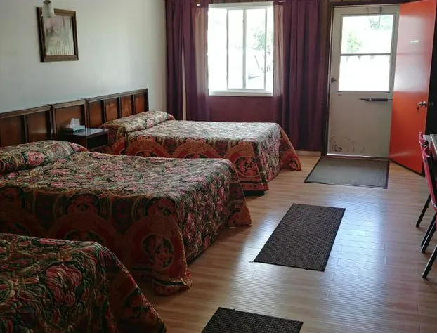 Falls Motel hotel detail image 4