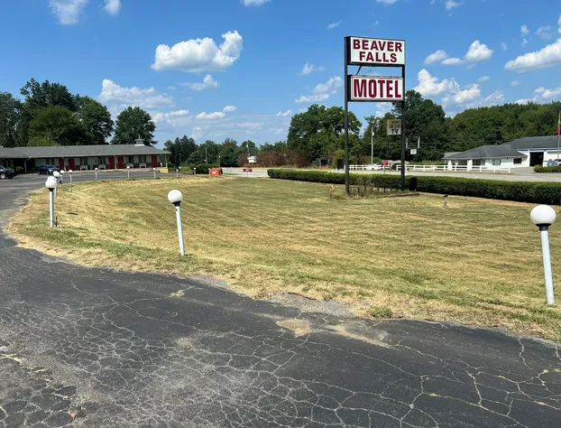 Beaver Falls Motel hotel detail image 2
