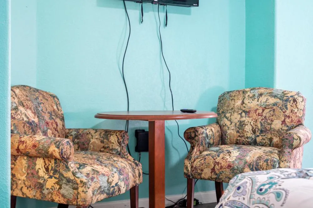 Fountain Motel Hot Springs hotel hero