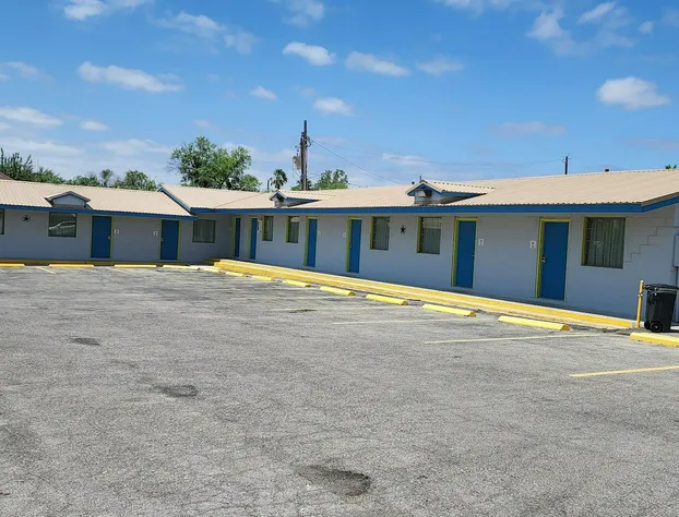 Carrizo Executive Inn hotel detail image 3