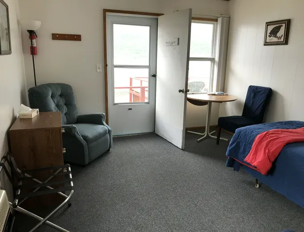 Zachar Bay Lodge Inc hotel detail image 4