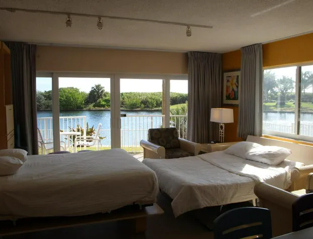 Canada House Pompano Beach hotel detail image 3