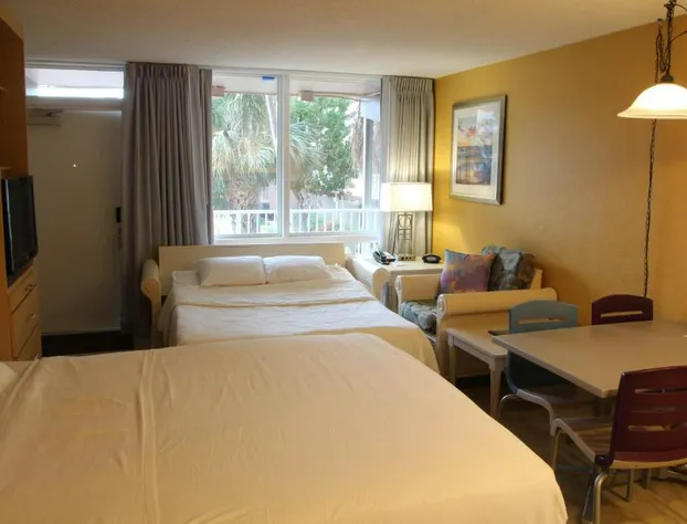 Canada House Pompano Beach hotel detail image 4