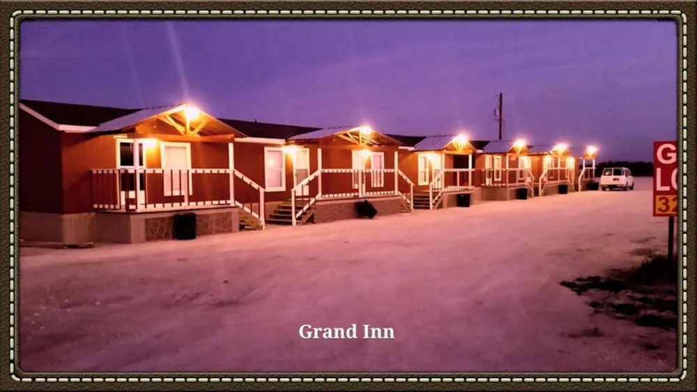Grand Inn hotel hero