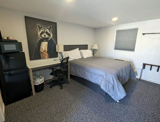 Snowy Mountain Inn hotel detail image 4