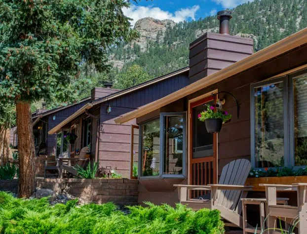 McGregor Mountain Lodge hotel detail image 2