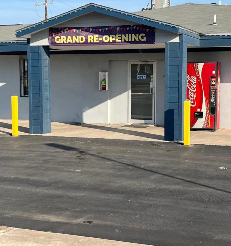 Broadway Inn hotel hero