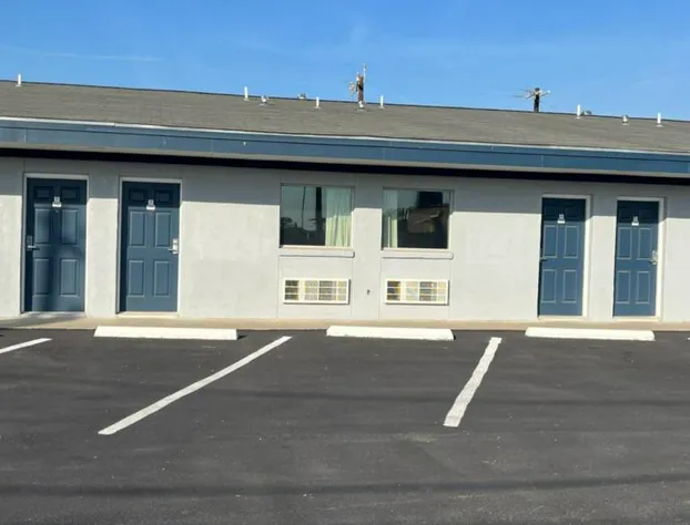 Broadway Inn hotel detail image 1