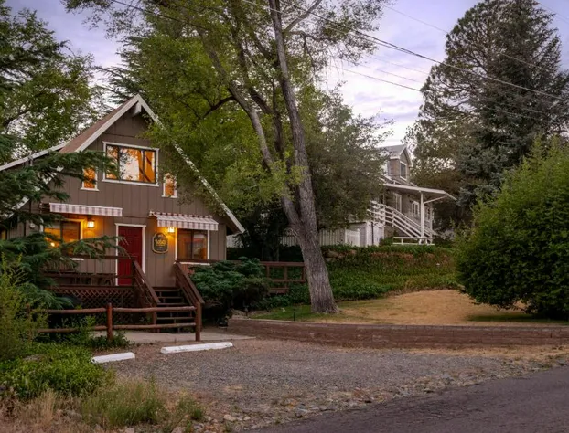 Prescott Pines Inn hotel detail image 1