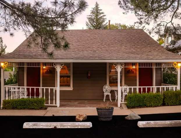 Prescott Pines Inn hotel detail image 3