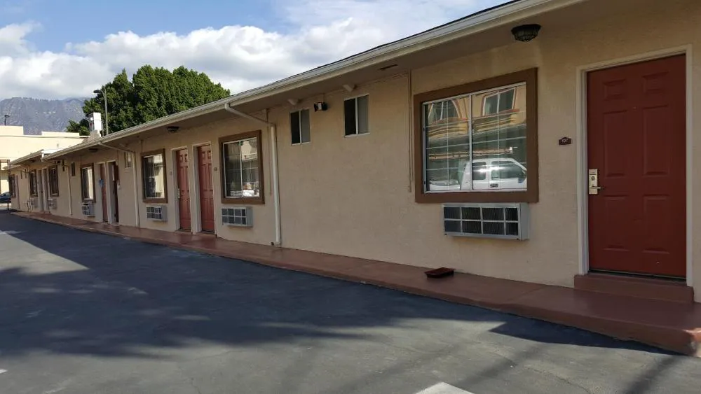 ACE Motel hotel hero