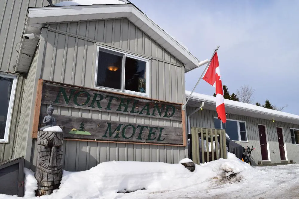 Port Loring Northland Motel hotel hero