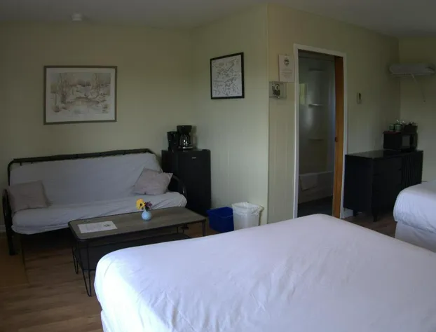 Port Loring Northland Motel hotel detail image 2