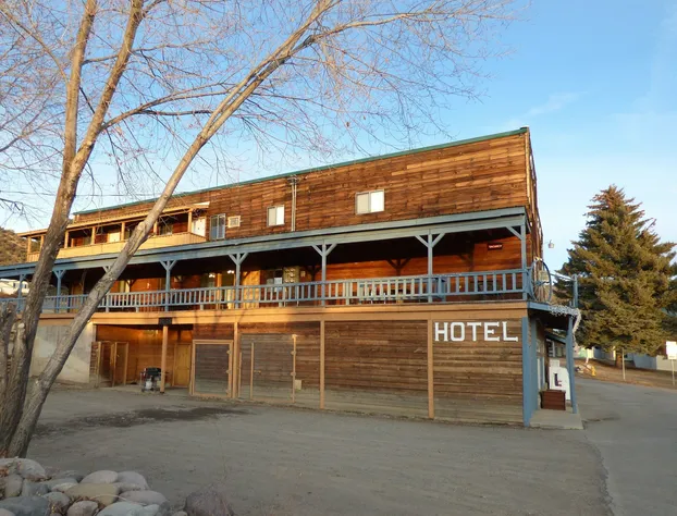 The Hitching Post Hotel and Farm Store hotel detail image 1