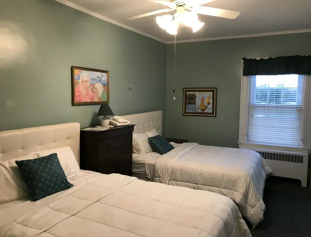 SunCliff on the Lake hotel detail image 2