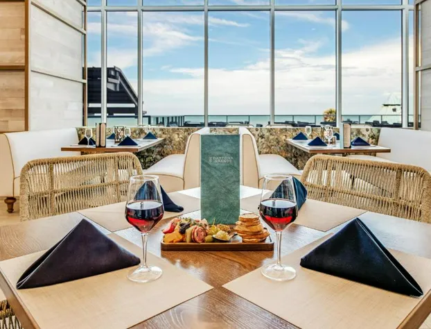 Daytona Grande Oceanfront Resort hotel detail image 4