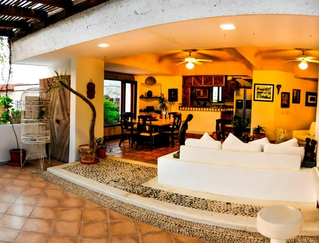 Hotel Suites Ixtapa Plaza hotel detail image 2