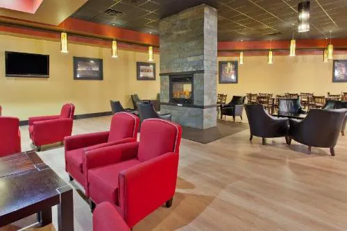 Holiday Inn Hotel & Suites hotel detail image 3