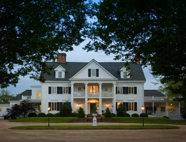 Warner Hall hotel detail image 1