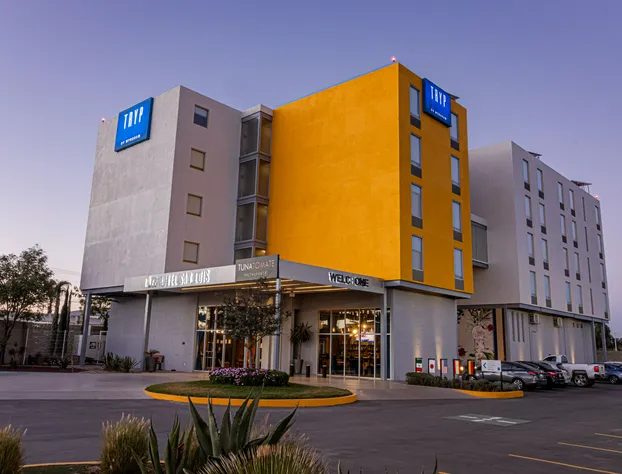 TRYP by Wyndham San Luis Potosi Hotel & Suites hotel detail image 1