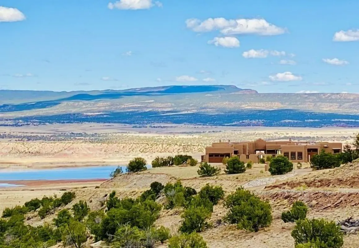 The Grand Hacienda Inn hotel hero