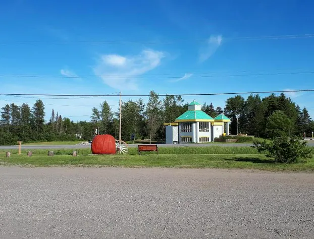 Nipigon Travelers Motel hotel detail image 3