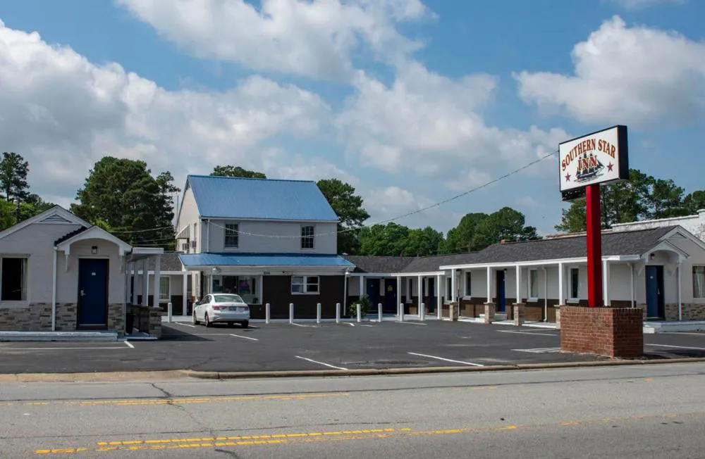 Southern Star Inn hotel hero