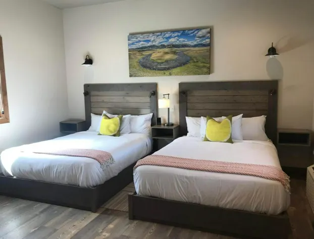 Golden Stone Inn hotel detail image 3