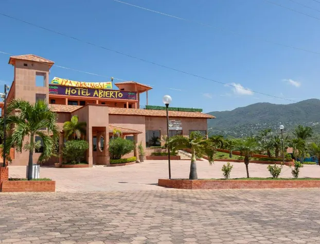 Camino Mexicano Hotel Resort hotel detail image 2