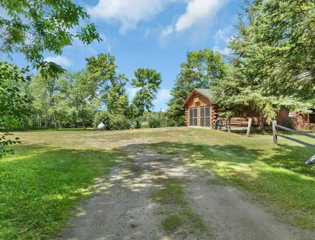 Blue Moon Resort and Motel hotel detail image 2