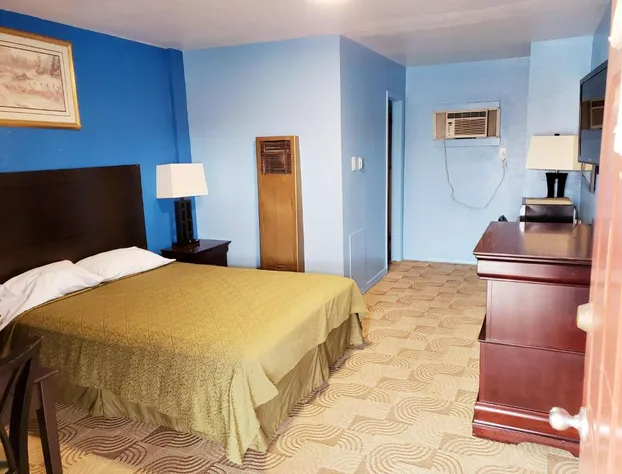 Trade Winds Motel hotel detail image 2