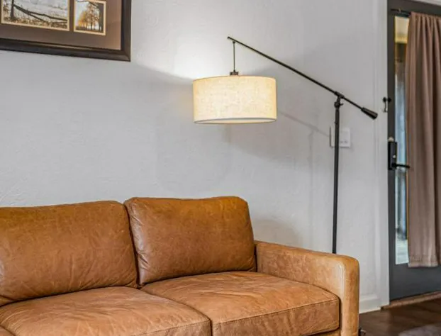 The Wells Hotel Cashiers hotel detail image 2