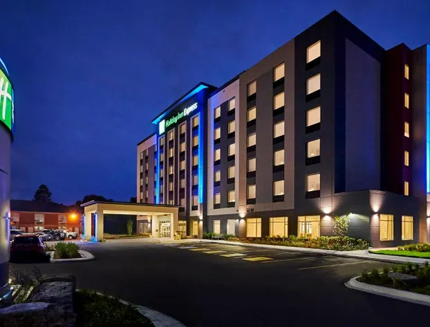 Holiday Inn Express Sarnia - Point Edward by IHG hotel detail image 1