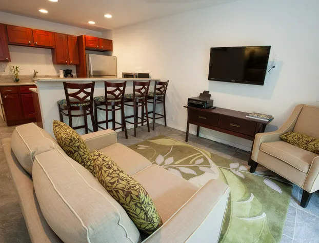 2 Bedroom Kauai Vacation Rental hotel detail image 4