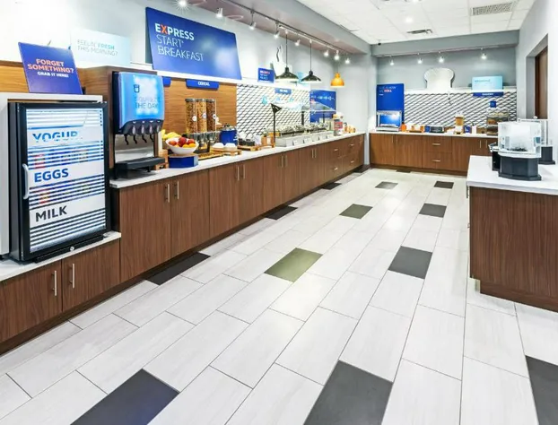 Holiday Inn Express & Suites Houston – Downtown North by IHG hotel detail image 4